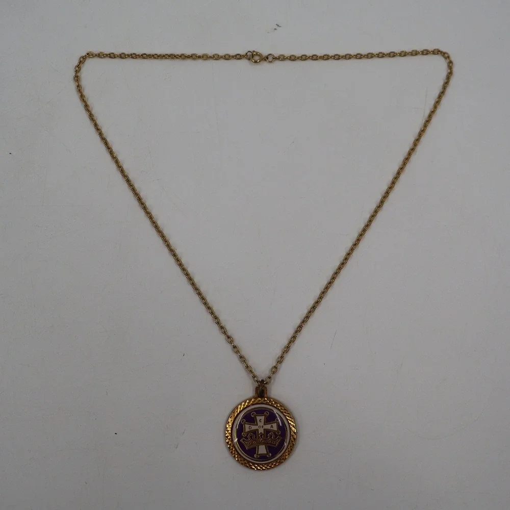 Catholic Daughters of the Americas Necklace Women OS Purple Gold Enamel Vintage